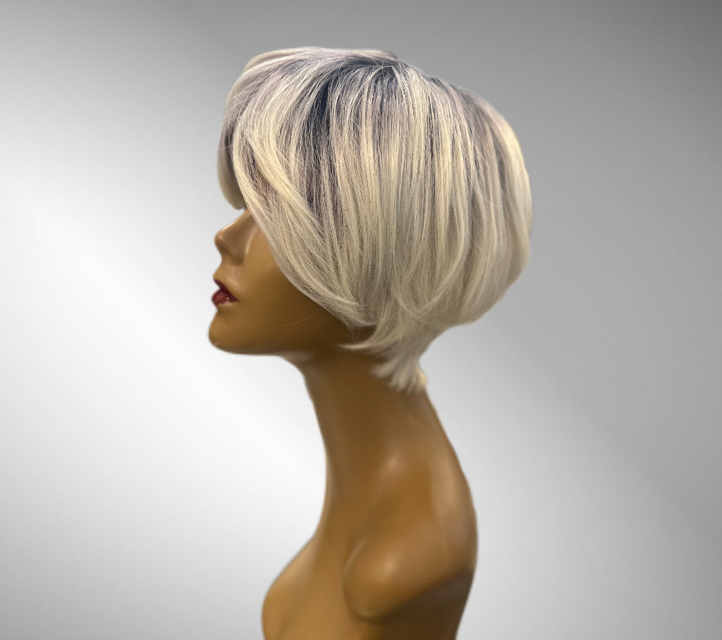 Short Ombre BLONDE Wig